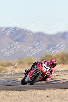 media/Dec-07-2025-CVMA (Sun) [[3e7d2de5dc]]/Race 16-Formula Middleweight/